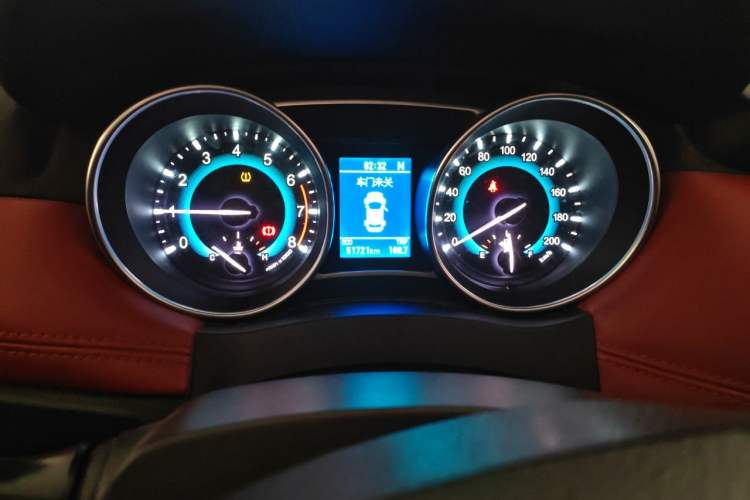 Used Haval H1 2015 1.5L AMT Luxury Model Odometer Close Up