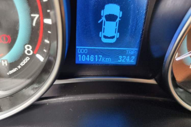 Used Haval H1 2015 1.5L AMT Luxury Model Odometer Close Up