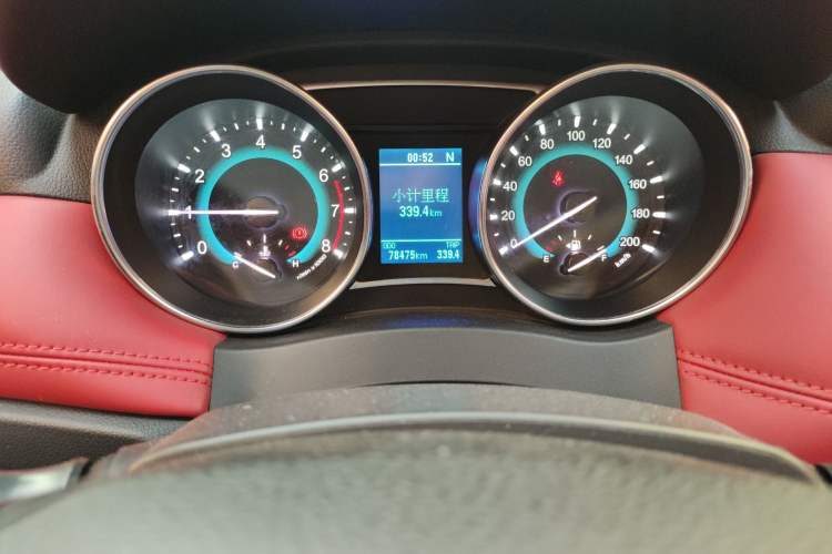 Used Haval H1 2015 1.5L AMT Luxury Model Odometer Close Up