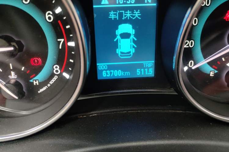 Used Haval H1 2015 1.5L AMT Urban Model Odometer Close Up
