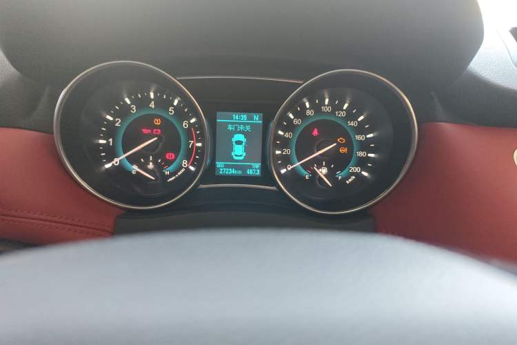 Used Haval H1 2015 1.5L AMT Urban Model Odometer Close Up