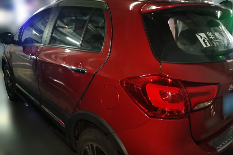 Used Haval H1 2015 1.5L Manual Luxury Model Rear Left 45 Deg