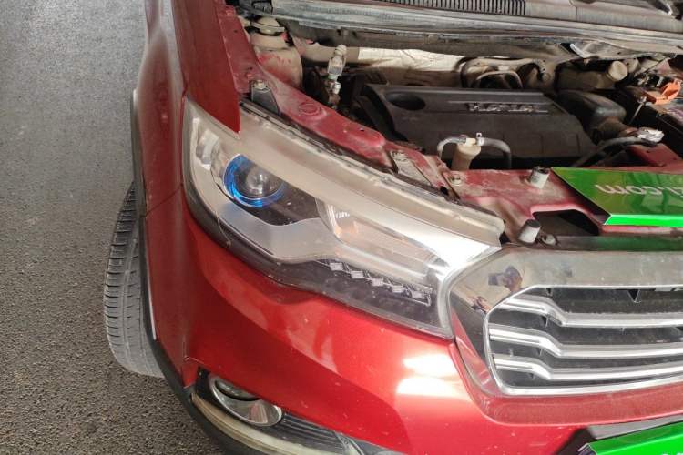 Used Haval H1 2015 1.5L AMT Luxury Model Right Front Headlight