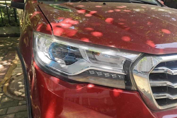 Used Haval H1 2015 1.5L Manual Luxury Model Right Front Headlight