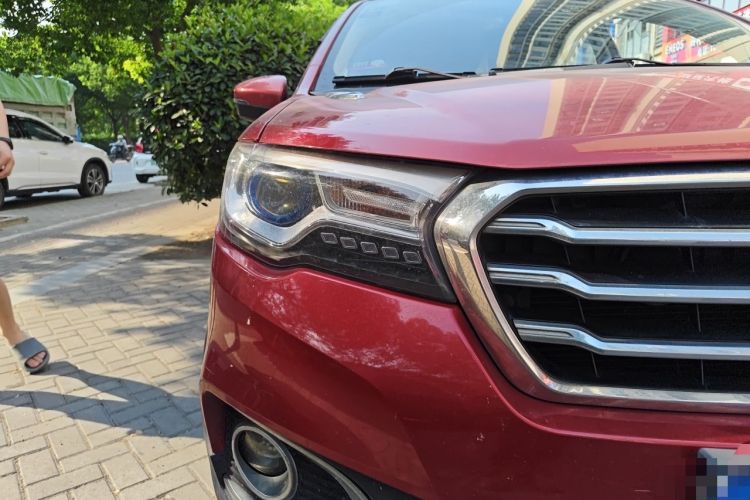 Used Haval H1 2015 1.5L Manual Luxury Model Right Front Headlight