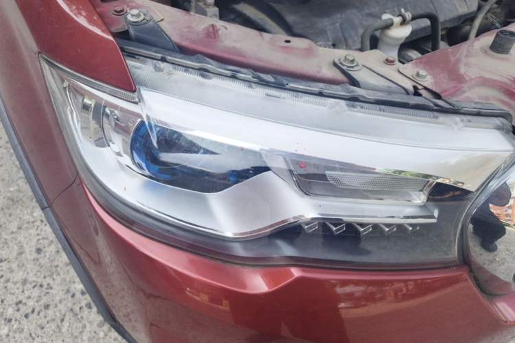 Used Haval H1 2015 1.5L AMT Luxury Model Right Front Headlight