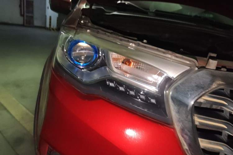 Used Haval H1 2015 1.5L AMT Luxury Model Right Front Headlight