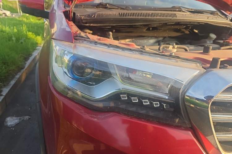 Used Haval H1 2015 1.5L AMT Luxury Model Right Front Headlight