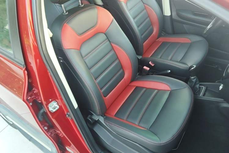 Used Haval H1 2015 1.5L Manual Luxury Model Right Front Seat