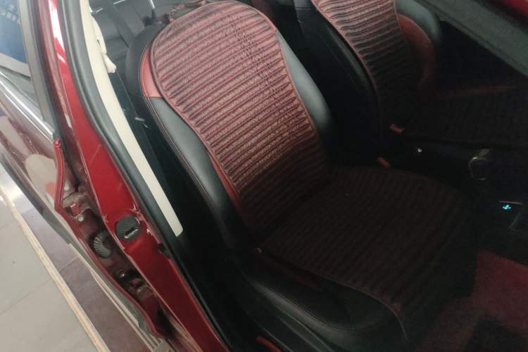 Used Haval H1 2015 1.5L AMT Urban Model Right Front Seat