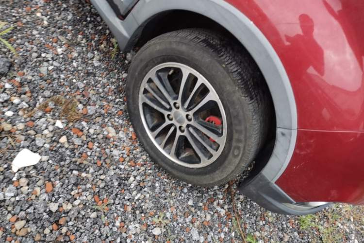 Used Haval H1 2015 1.5L AMT Luxury Model Right Front Wheel Hub