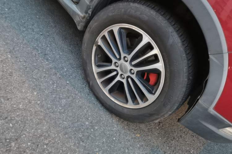 Used Haval H1 2015 1.5L AMT Luxury Model Right Front Wheel Hub