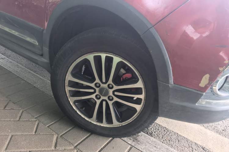 Used Haval H1 2015 1.5L AMT Luxury Model Right Front Wheel Hub
