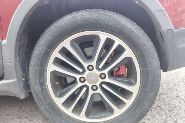 Used Haval H1 2015 1.5L AMT Luxury Model Right Front Wheel Hub