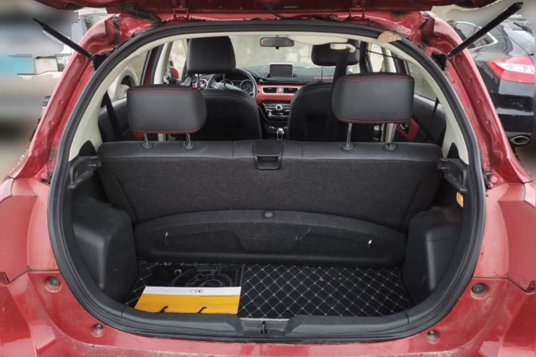 Used Haval H1 2015 1.5L AMT Luxury Model Trunk