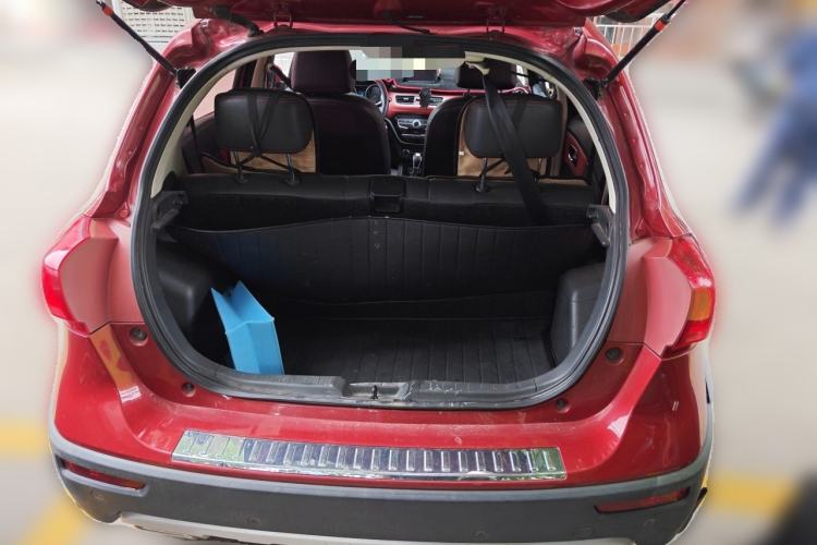 Used Haval H1 2015 1.5L AMT Urban Model Trunk