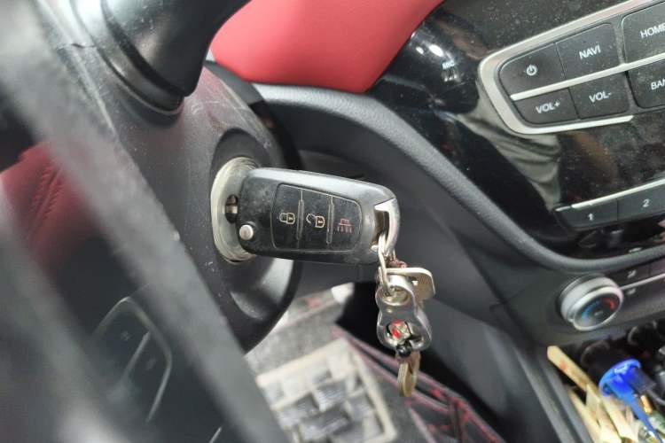 Used Haval H1 2015 1.5L Manual Luxury Model Vehicle Key