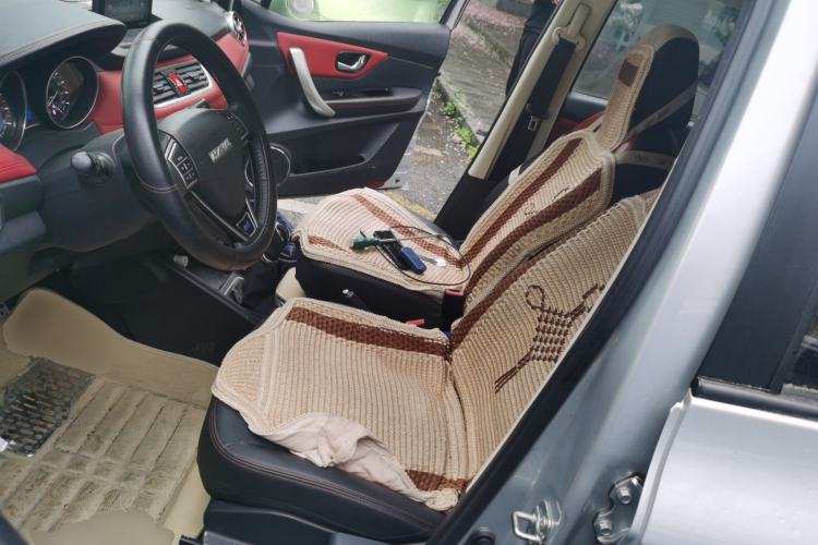 Used Haval H1 2015 1.5L Manual Urban Model Driver Seat