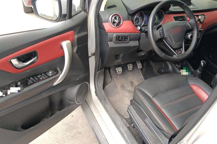 Used Haval H1 2015 1.5L Manual Luxury Model Driver Seat