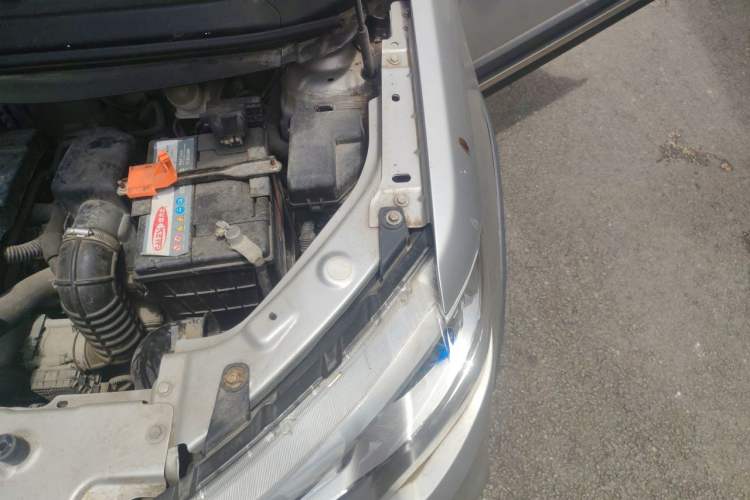 Used Haval H1 2015 1.5L AMT Urban Model Engine Bay Left
