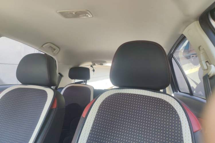 Used Haval H1 2015 1.5L AMT Urban Model Headliner
