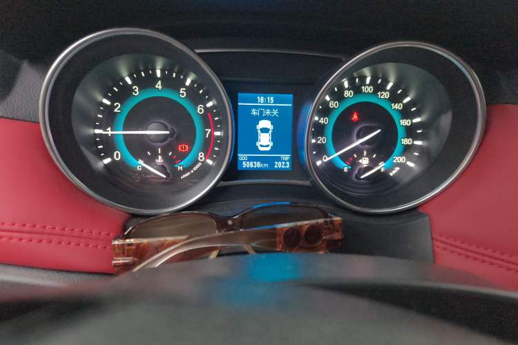 Used Haval H1 2015 1.5L Manual Luxury Model Odometer Close Up