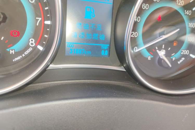 Used Haval H1 2015 1.5L AMT Urban Model Odometer Close Up