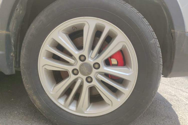 Used Haval H1 2015 1.5L AMT Urban Model Right Front Wheel Hub