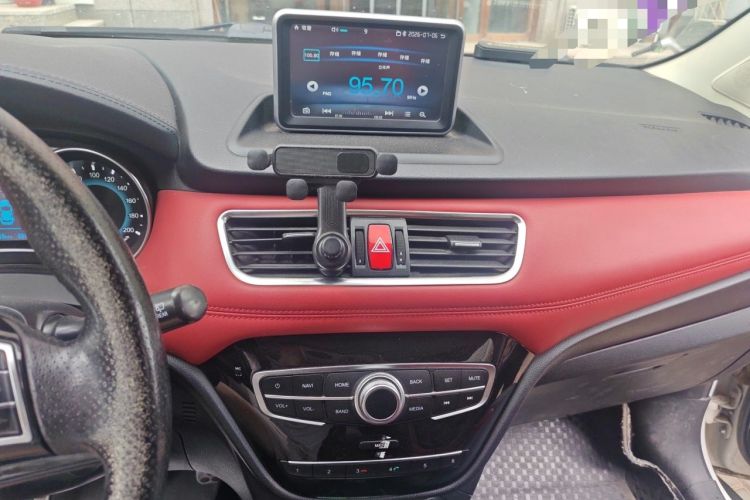 Used Haval H1 2015 1.5L Manual Luxury Model Audio And AC Panel