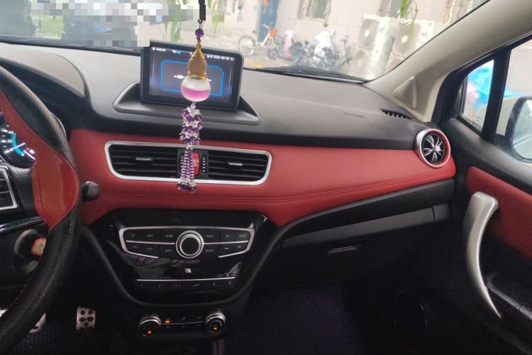Used Haval H1 2015 1.5L AMT Luxury Model Audio And AC Panel