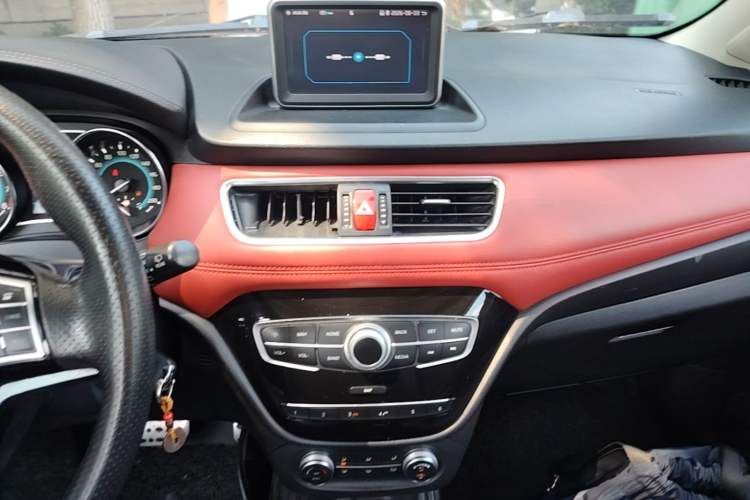 Used Haval H1 2015 1.5L AMT Luxury Model Audio And AC Panel
