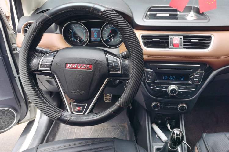 Used Haval H1 2015 1.5L Manual Urban Model Audio And AC Panel