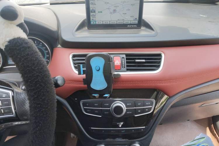 Used Haval H1 2015 1.5L AMT Luxury Model Audio And AC Panel