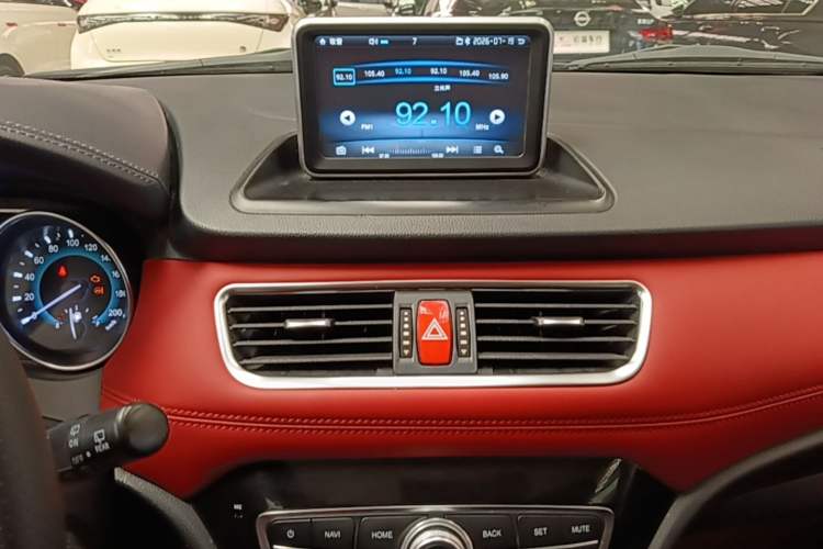 Used Haval H1 2015 1.5L AMT Luxury Model Audio And AC Panel