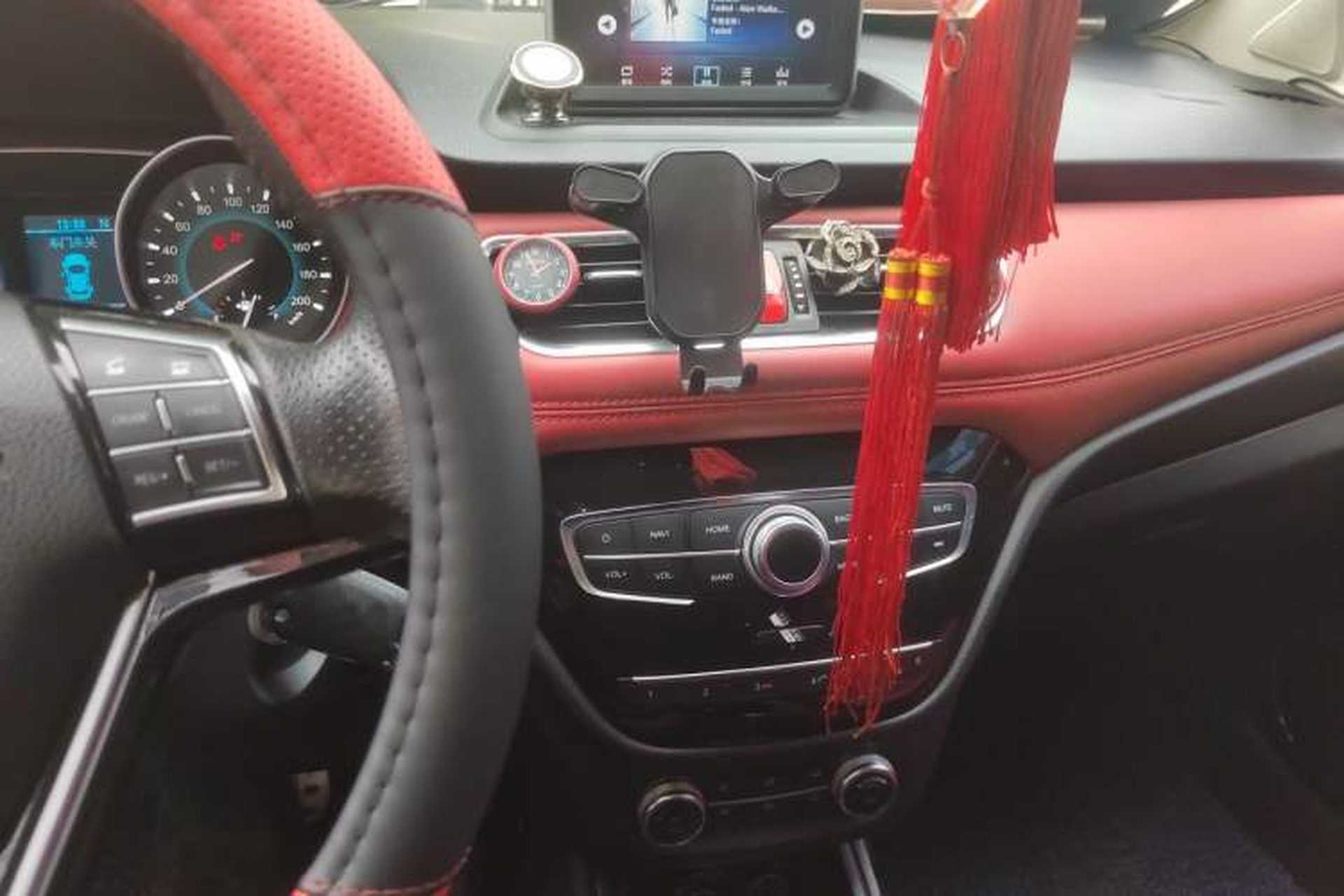 Used Haval H1 2015 1.5L AMT Luxury Model Audio And AC Panel
