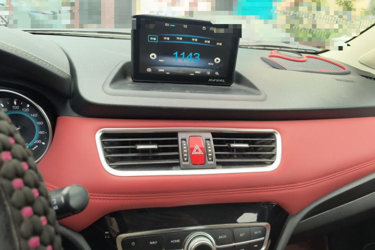 Used Haval H1 2015 1.5L Manual Luxury Model Audio And AC Panel