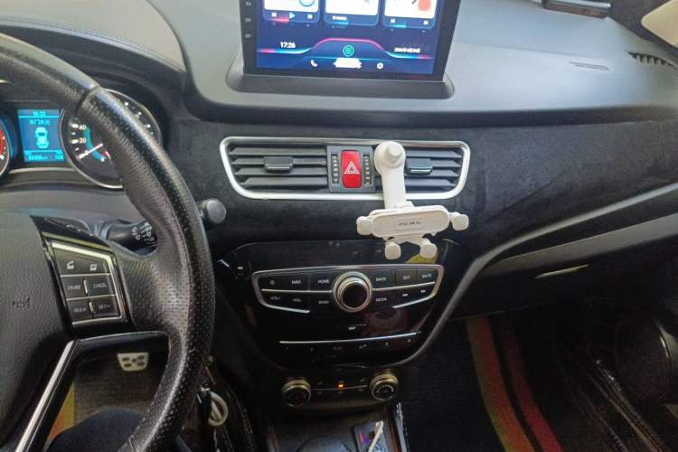 Used Haval H1 2015 1.5L Manual Urban Model Audio And AC Panel