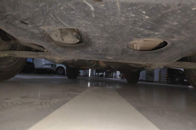 Used Haval H1 2015 1.5L AMT Luxury Model Chassis Front