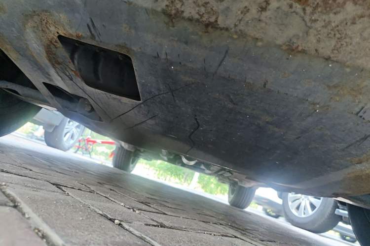 Used Haval H1 2015 1.5L AMT Luxury Model Chassis Front