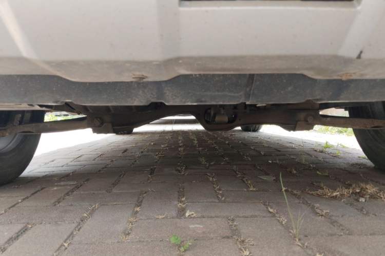 Used Haval H1 2015 1.5L AMT Luxury Model Chassis Front