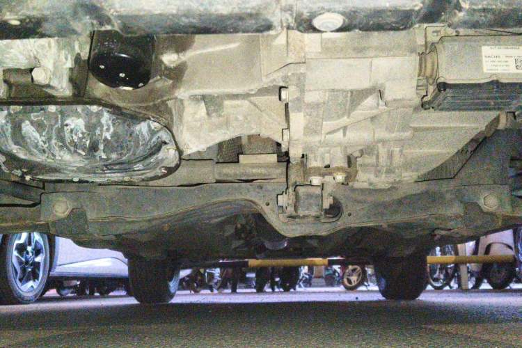 Used Haval H1 2015 1.5L AMT Luxury Model Chassis Front