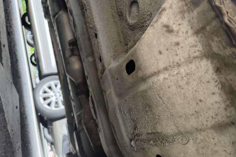 Used Haval H1 2015 1.5L Manual Luxury Model Chassis Front Right