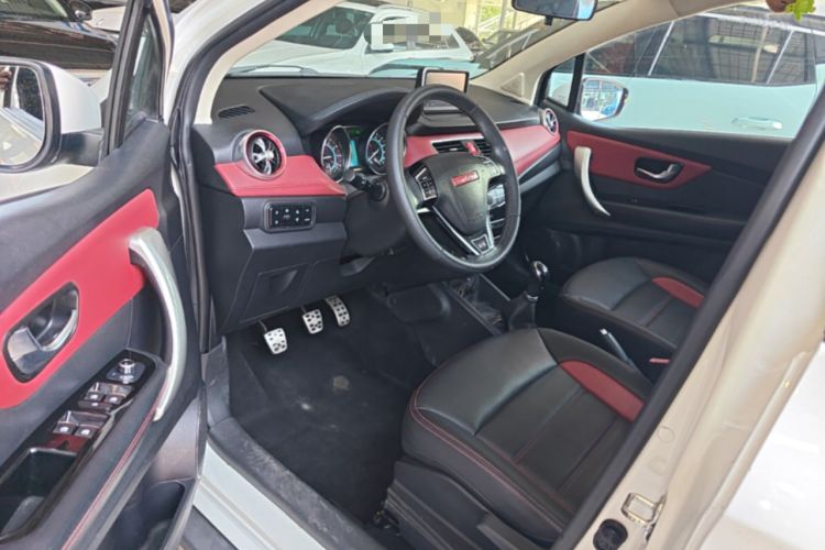Used Haval H1 2015 1.5L Manual Luxury Model Driver Seat