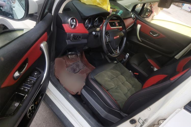 Used Haval H1 2015 1.5L AMT Urban Model Driver Seat