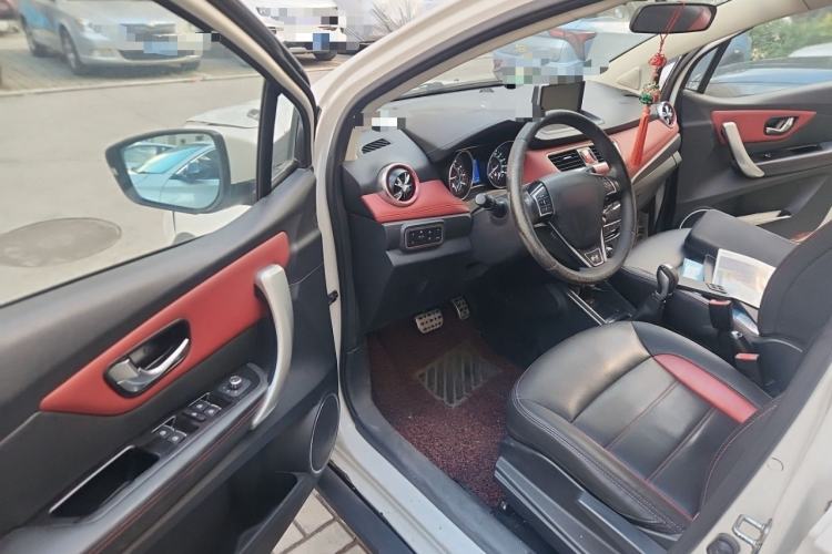 Used Haval H1 2015 1.5L AMT Luxury Model Driver Seat