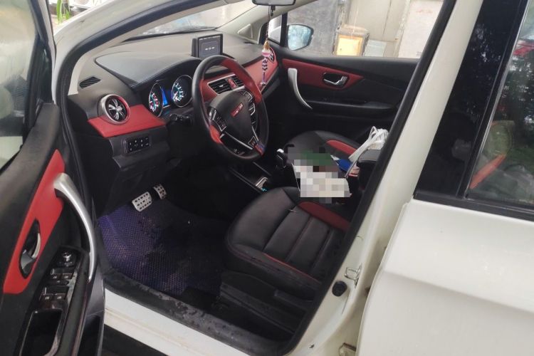Used Haval H1 2015 1.5L AMT Luxury Model Driver Seat