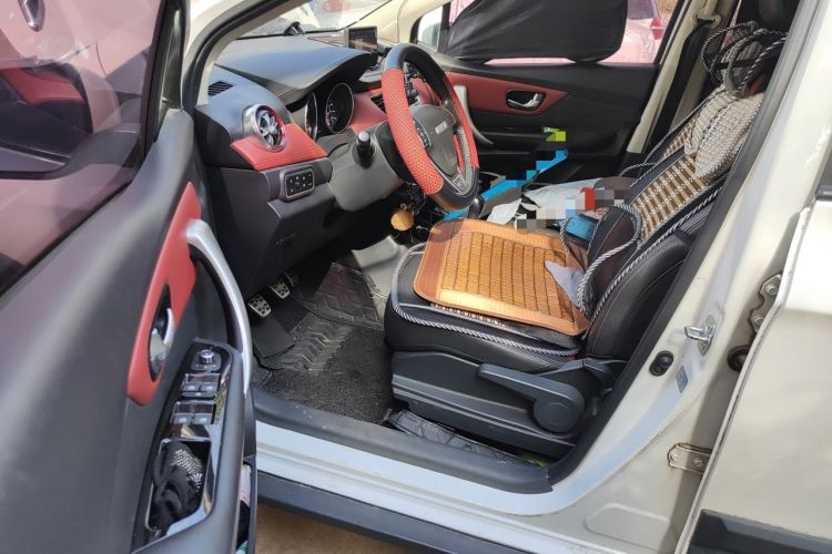 Used Haval H1 2015 1.5L Manual Luxury Model Driver Seat