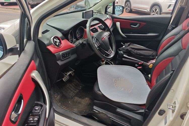 Used Haval H1 2015 1.5L AMT Luxury Model Driver Seat
