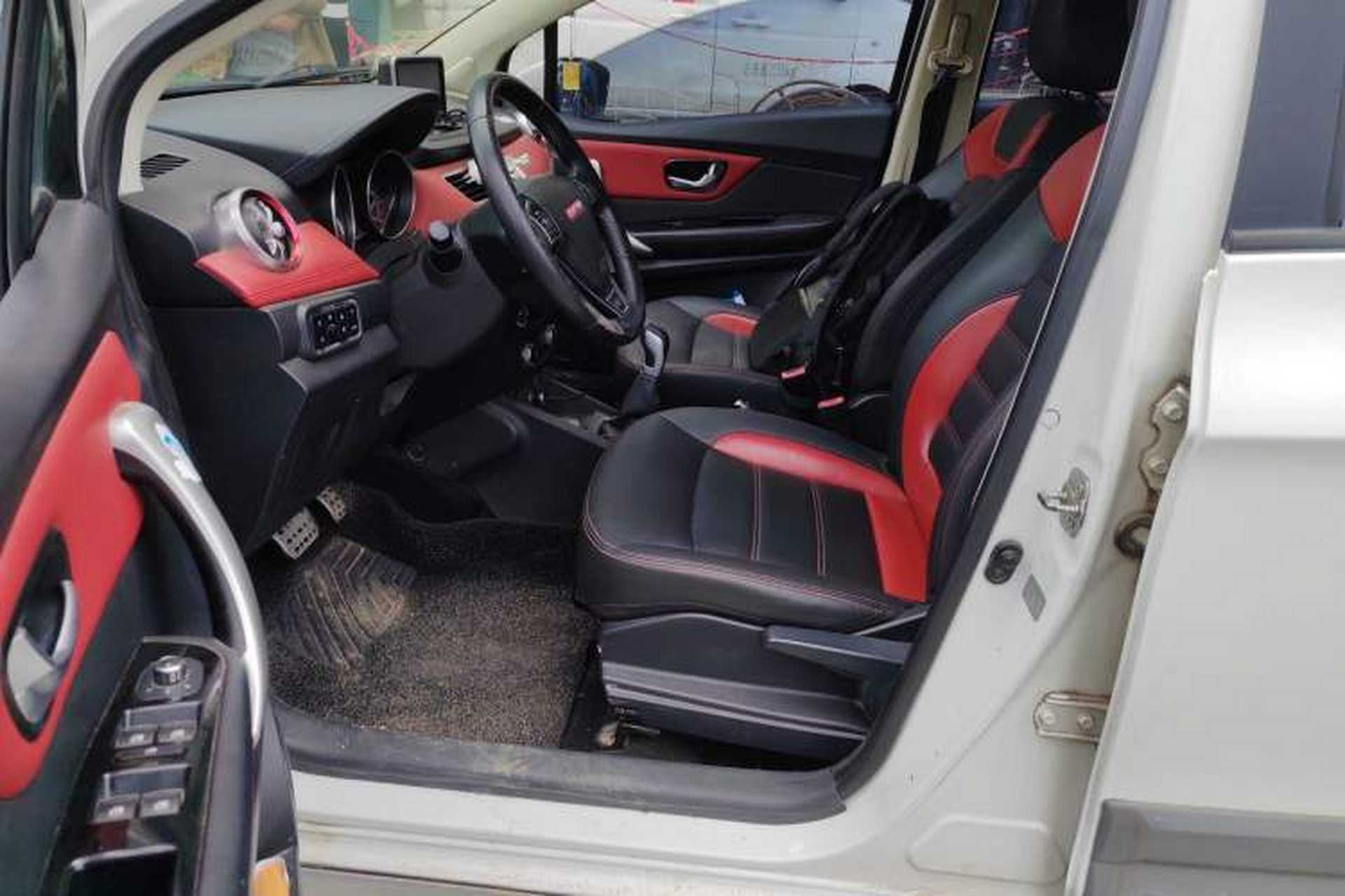 Used Haval H1 2015 1.5L AMT Urban Model Driver Seat
