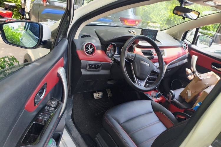 Used Haval H1 2015 1.5L AMT Luxury Model Driver Seat